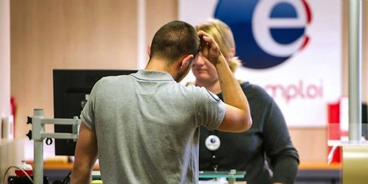 Emploi: l'alternance, la solution contre le chômage des jeunes