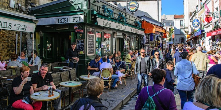 Tourisme: les offres d'emploi augmentent de 17% en France