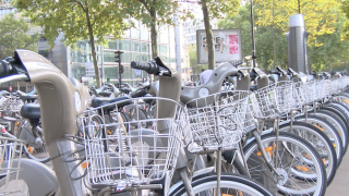 Vélib': un concurrent débarque, la guerre du vélo débute à Paris