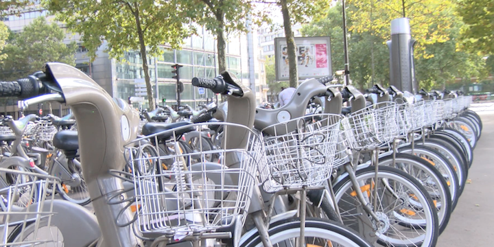 Vélib': un concurrent débarque, la guerre du vélo débute à Paris