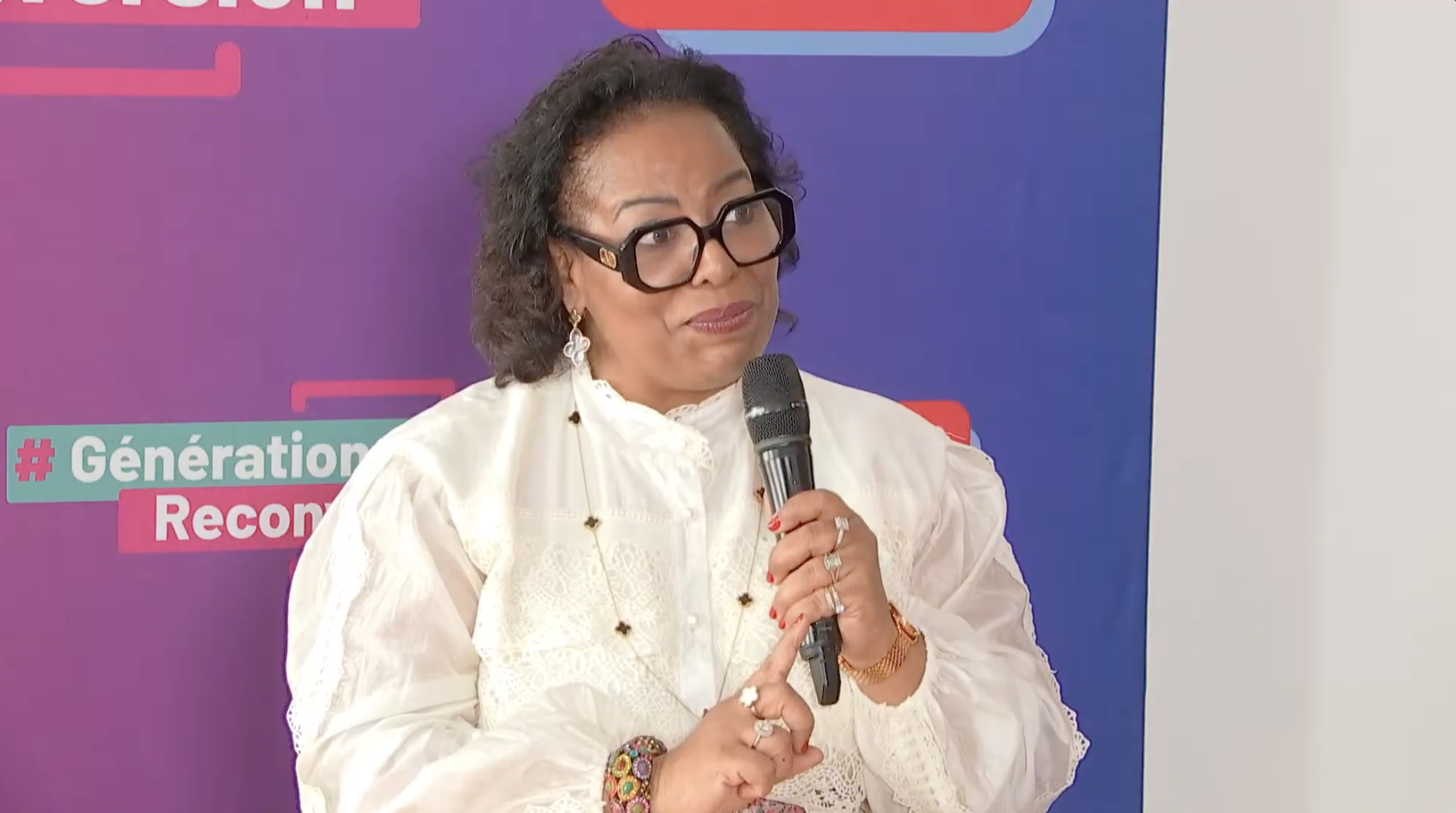 Comment rebondir professionnellement après une longue maladie ? Carole Carrière partage ses conseils au salon Générations Reconversion.